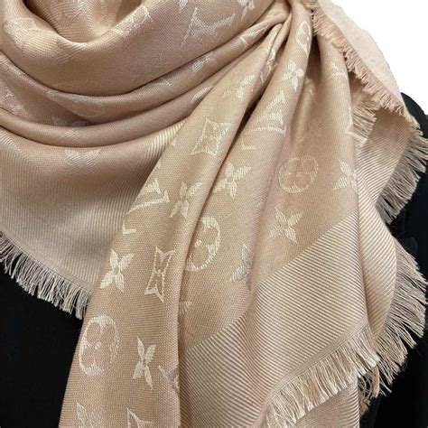 louis vuitton monogram classic schal|monogram shawl louis vuitton.